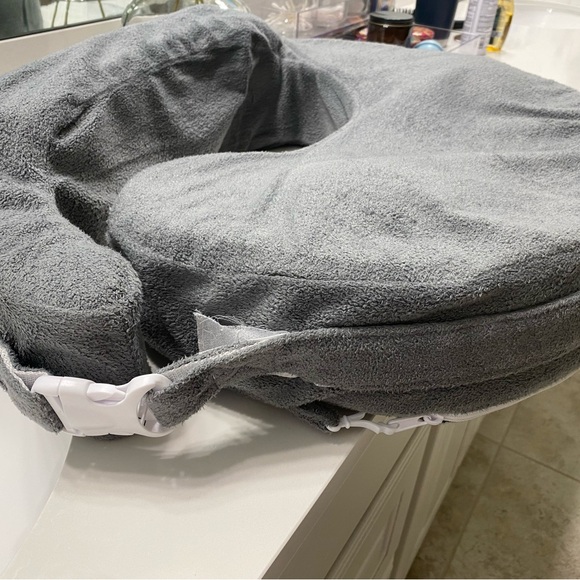 My Breast Friend - Picture 5 of 6